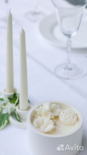 Свечи семейный очаг. Комплект с подсвечниками