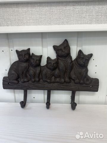 Вешалка настенная 