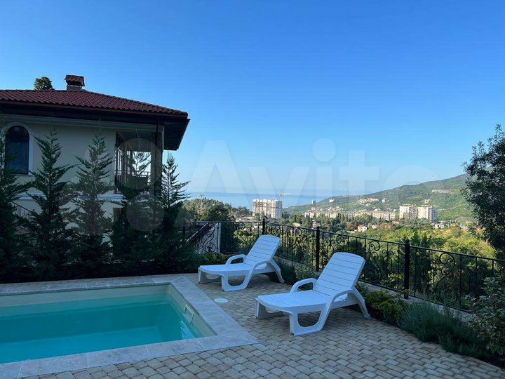 Дом 140 м² на участке 3,5 сот.