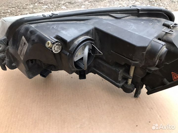 Фара правая Volkswagen Phaeton, 3D1941016J(50)