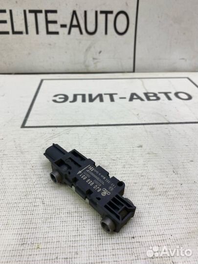 Датчик удара Audi A3 8P 2010
