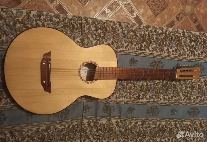 Акустическая гитара Аккорд
