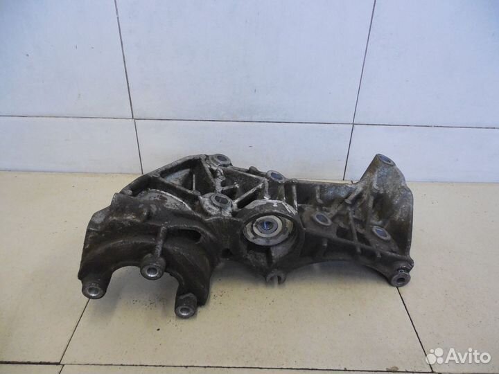 Кронштейн генератора Duster 2012