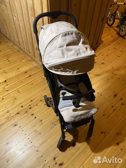 Прогулочная коляска babyton