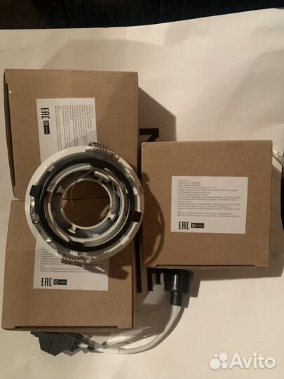 Светильник потолочный встраиваемый