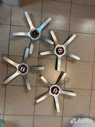 Центральные заглушки bentley continental v8