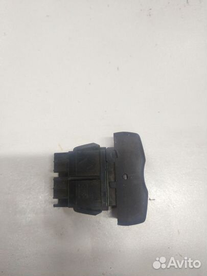 Renault Logan l (2004-2015) кнопка обогрева стекла