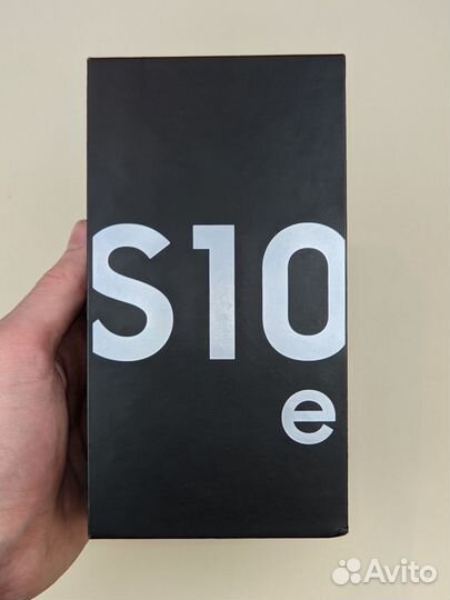 Samsung Galaxy S10e, 6/128 ГБ