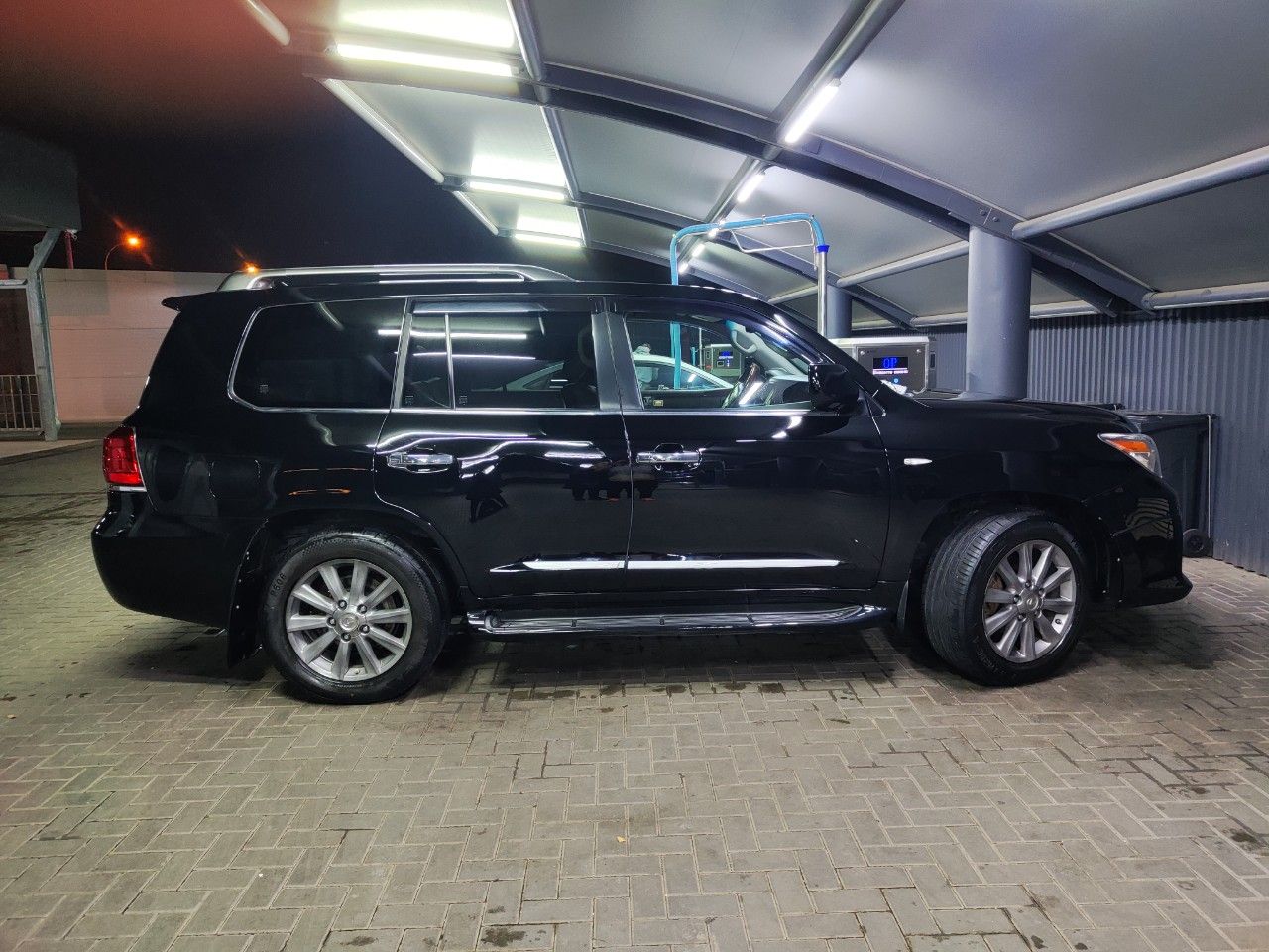 Lexus LX: фото владельца