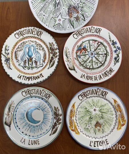 Тарелки Набор посуды Dior