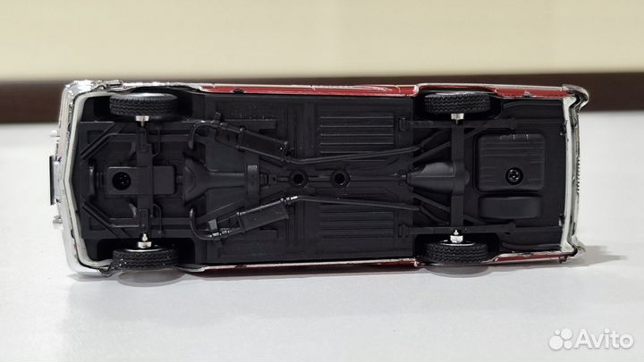 Модель газ-13 Чайка (бронь)