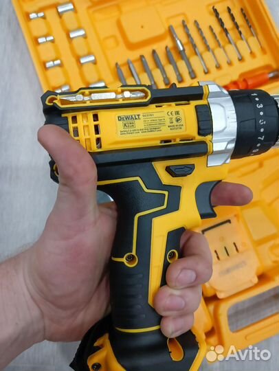 Шуруповерт dewalt 21v