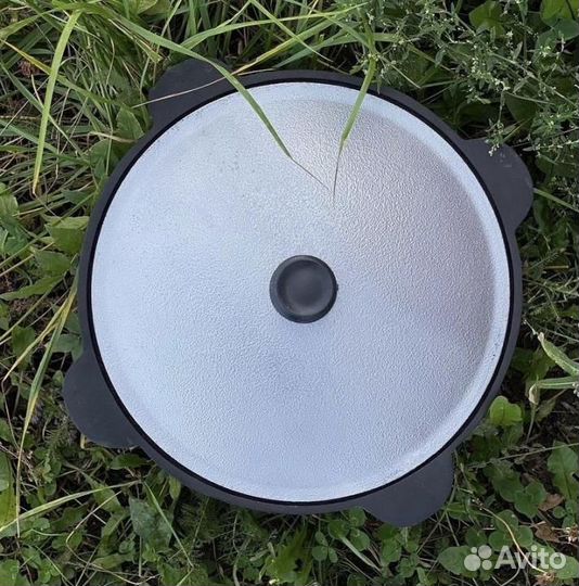 Чугунный казан