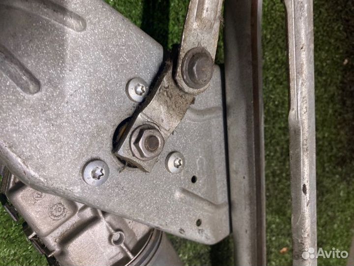 Трапеция дворников Renault Sandero хетчбэк 1.6