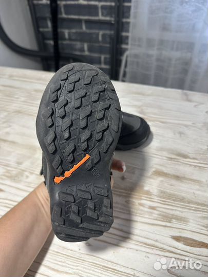 Ботинки зимние для мальчика 28