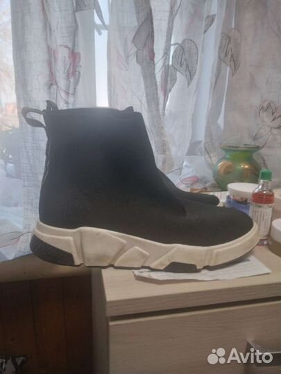 Высокие ботинки кеды