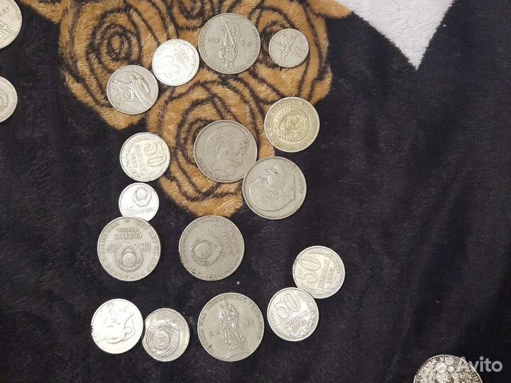 Продаю старый монеты