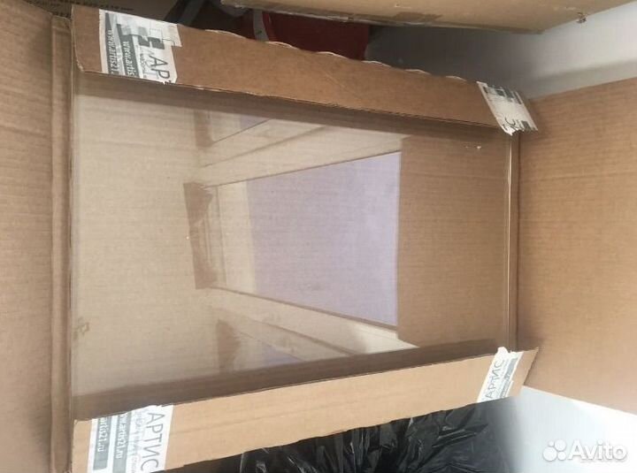 Стеклянная полка