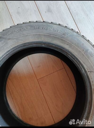 Kumho I'Zen RV Stud KC16 225/60 R17