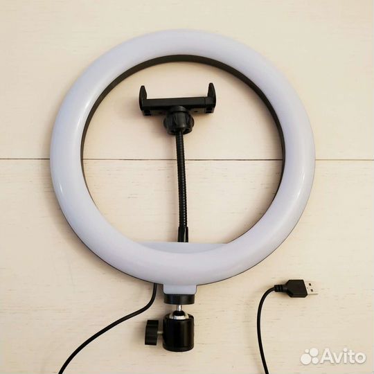 Кольцевая лампа 26 см