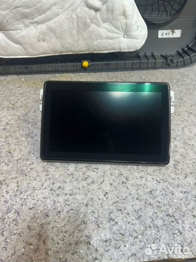 Монитор задний правый Kia K900 RJ G6DM 2019