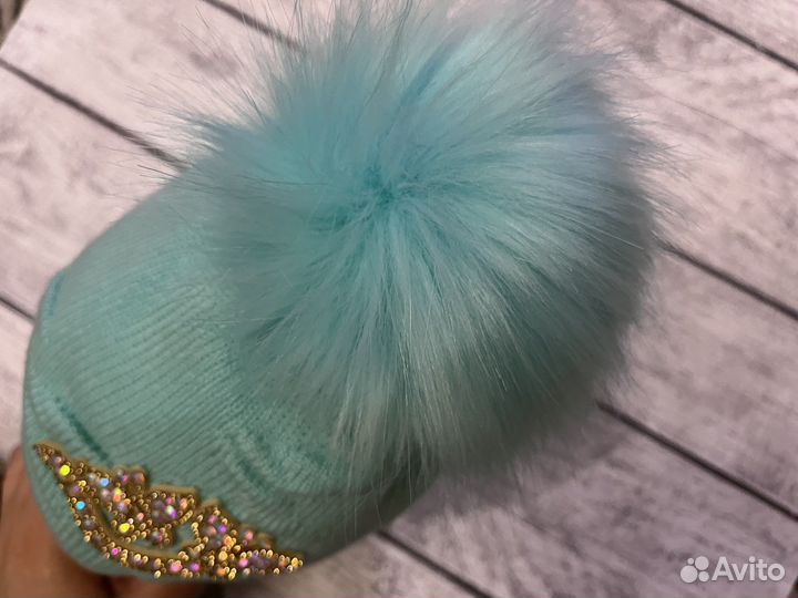 Шапки демисезон, зима. Новые Акула