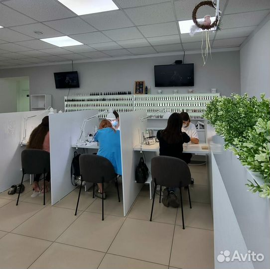 Администратор салона красоты