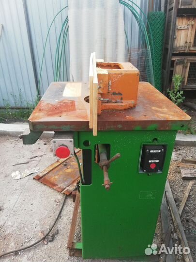 Фрезерный станок