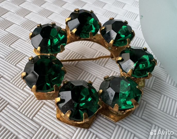 Брошь изумрудное чешское стекло СССР винтаж