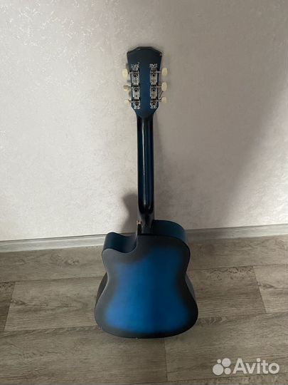 Акустическая гитара