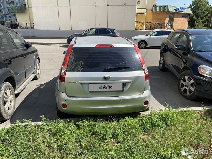 Ford Fiesta 1.6 AT, 2008, 145 000 км