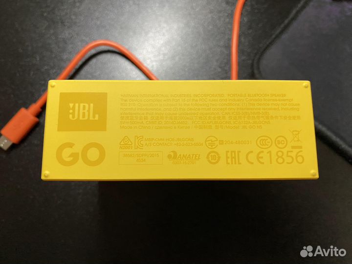 Портативная колонка JBL GO