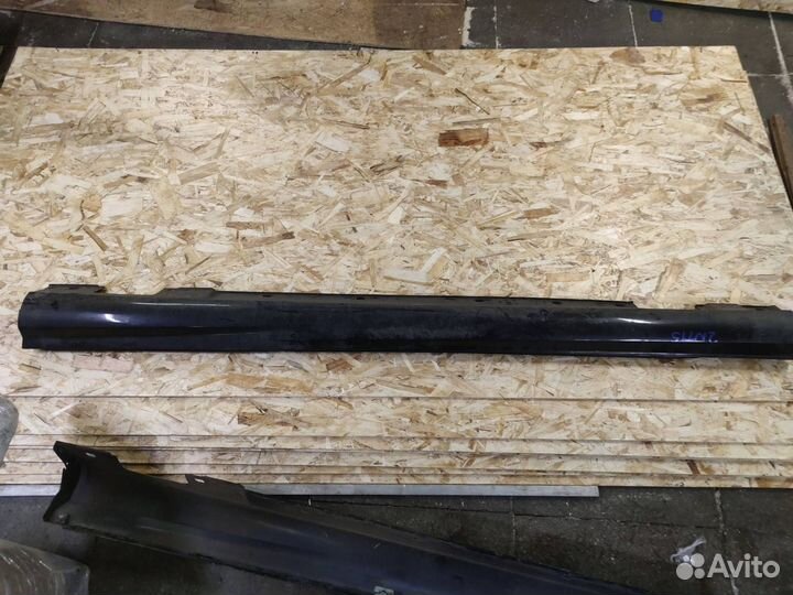 Накладка на порог левая Mercedes-Benz C-Класс