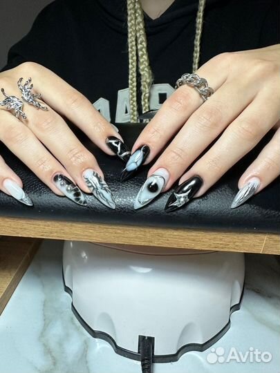 Наращивание ногтей