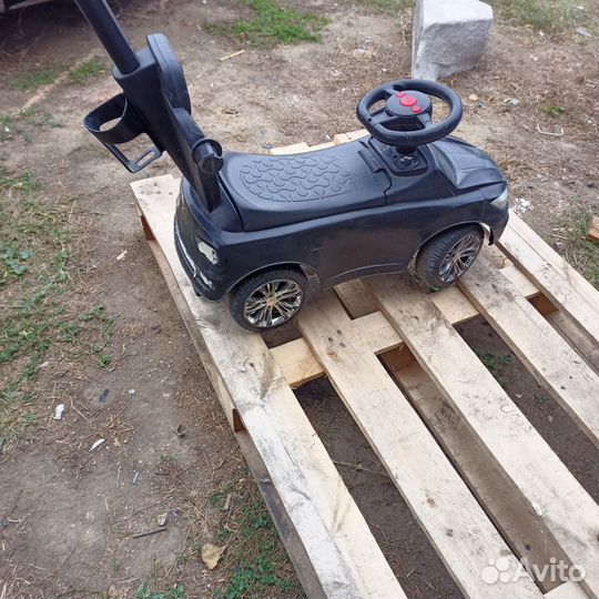 Детская машинка каталка