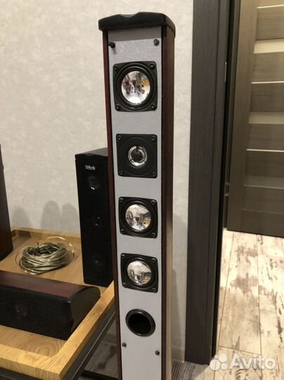 Система напольной акустики