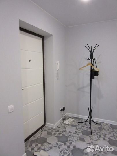 Вешалка напольная