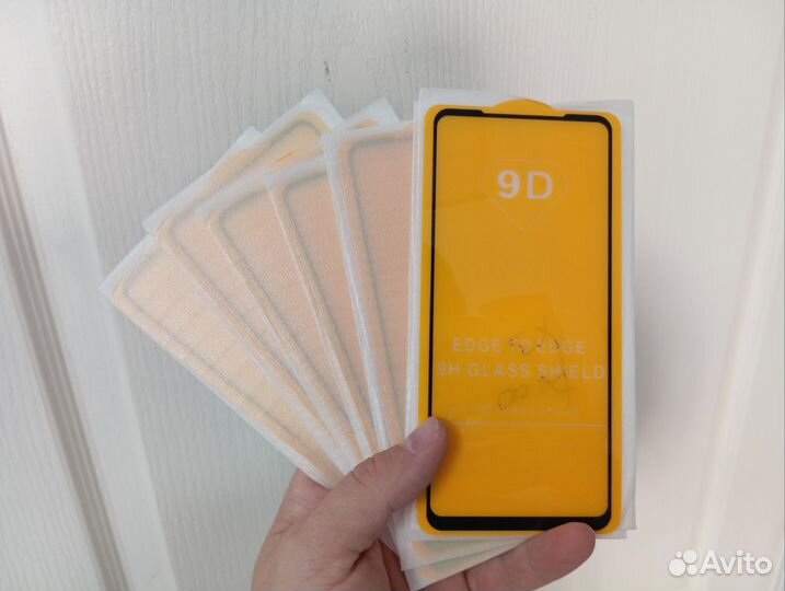 Защитные стекла для телефона