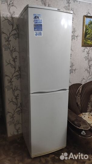Холодильник атлант 2м