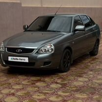 ВАЗ (LADA) Priora 1.6 MT, 2010, битый, 320 000 км, с пробегом, цена 430 000 руб.