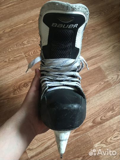 Хоккейные коньки Bauer supreme one 100