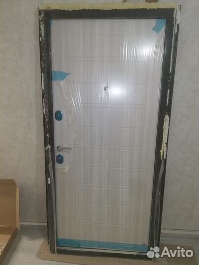 Дверь входная