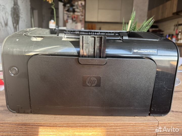 Принтер HP laserjet p1102w