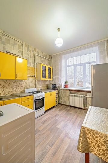 3-к. квартира, 71,4 м², 2/4 эт.