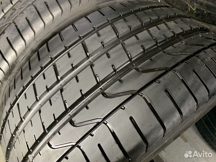 Pirelli P Zero 295/35 R21