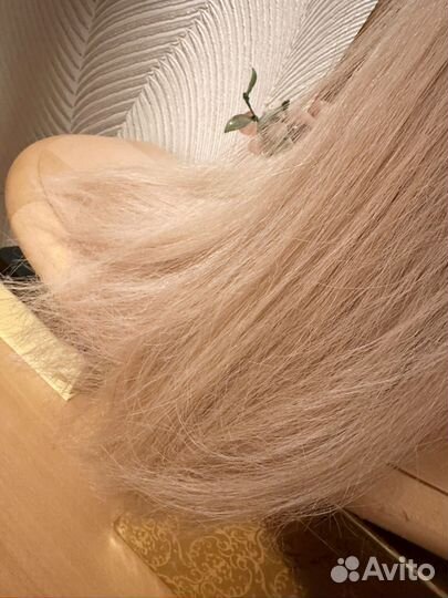 Парик из натуральных волос блонд