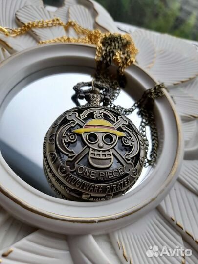 Коллекционные карманные часы на цепоке