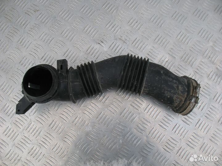 Патрубок воздушного фильтра Форд Куга 1 2.0d