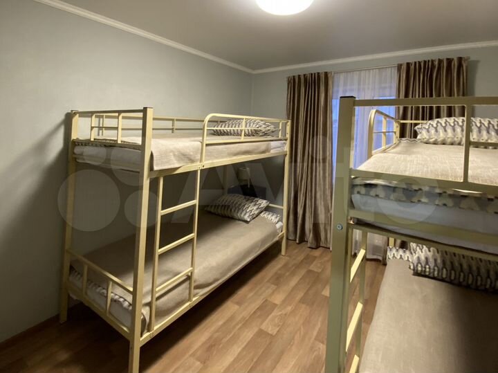 Комната 13 м² в 6-к., 1/2 эт.