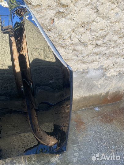 Капот Веста оригинал